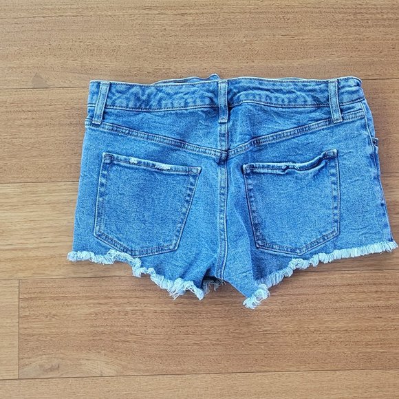 Wild Fable Ladies Jean Shorts size 8 NWOT - Picture 4 of 9
